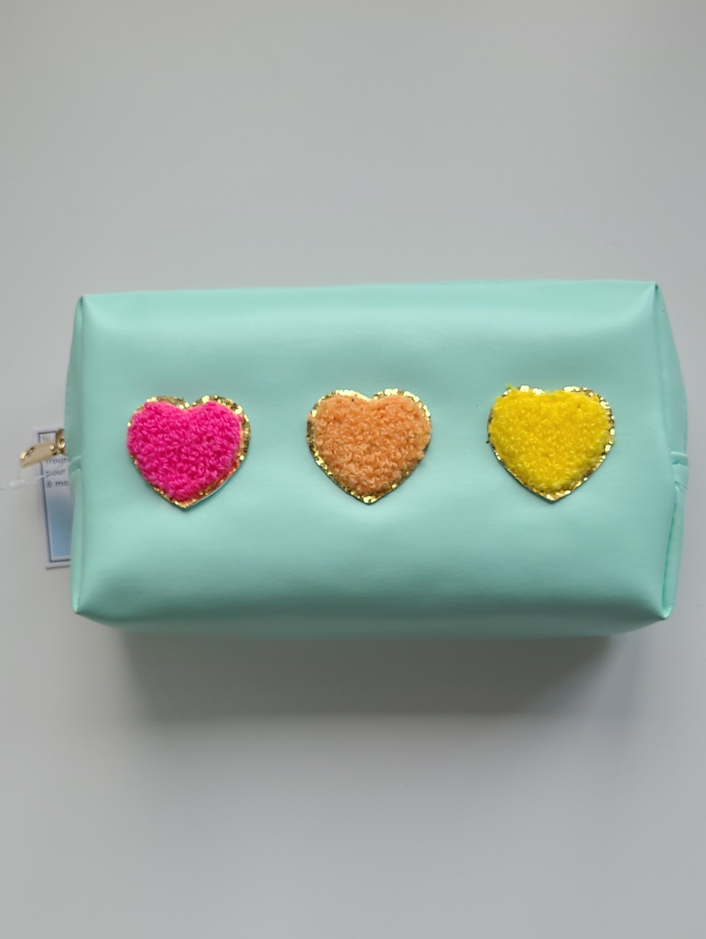 M -🎁 Free w/ purchase of $25+ / Mint Heart Accent Cosmetic Bag - NWT